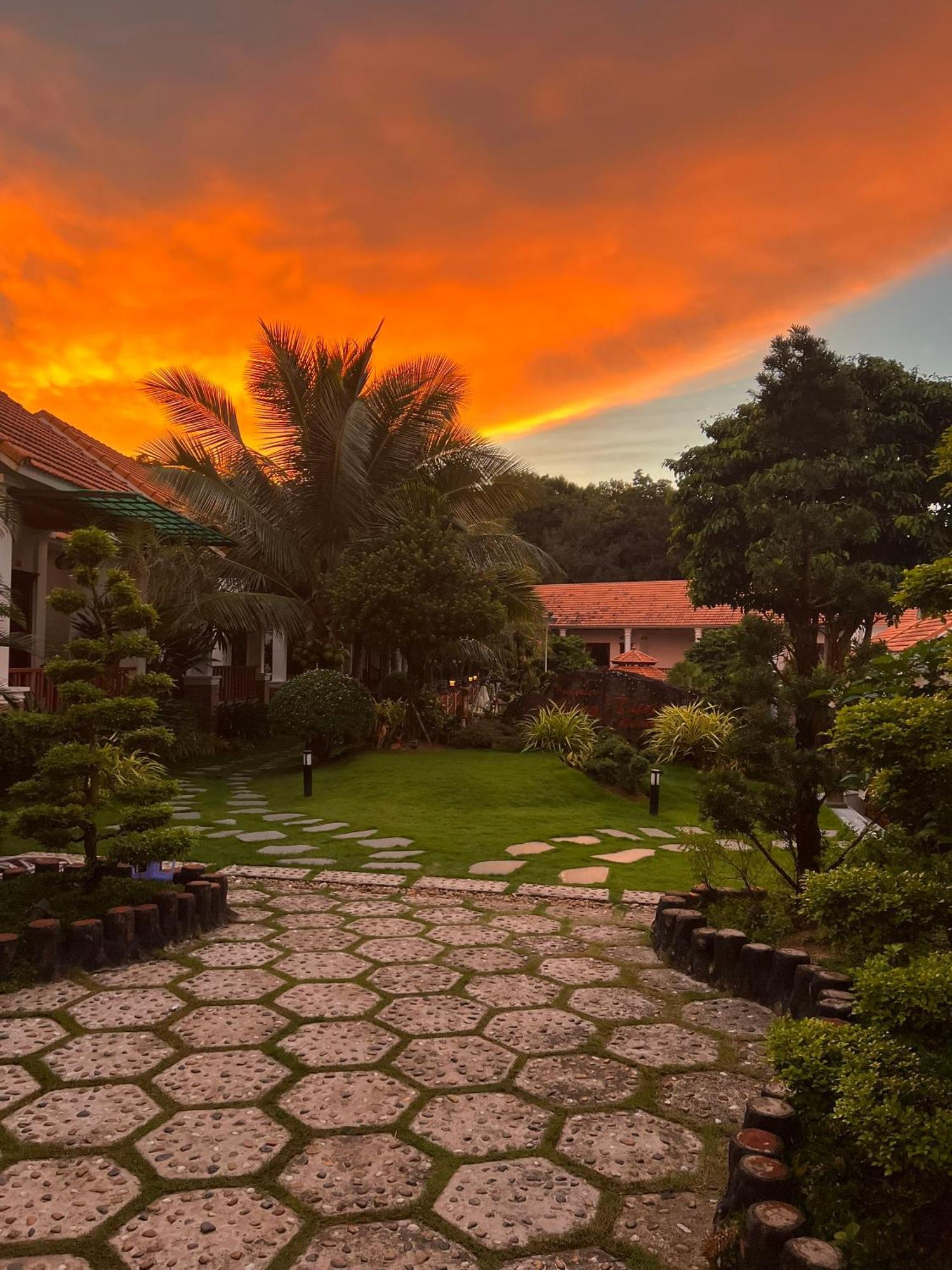 Bungalow Sáng Tươi Mountains Phu Quoc Bagian luar foto