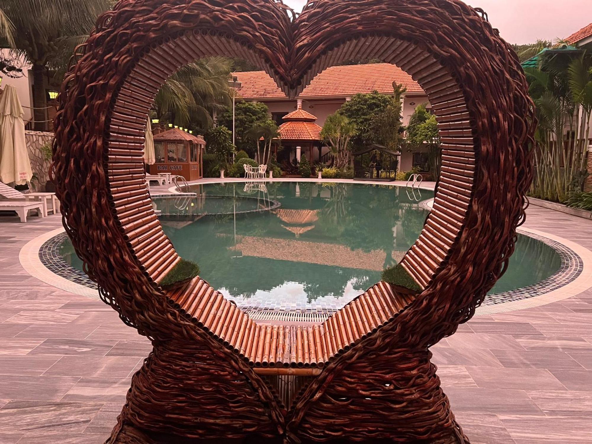 Bungalow Sáng Tươi Mountains Phu Quoc Bagian luar foto